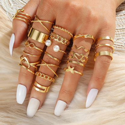 Dollcini 33 Részes Ékszerszett – Elegáns Fülbevalók és Gyűrűk