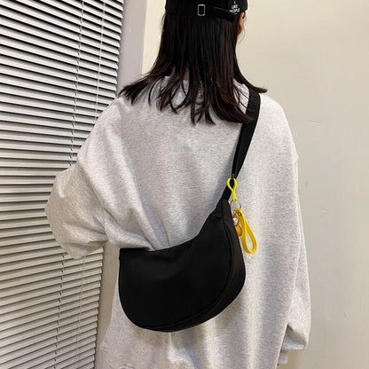 Dollcini Női Félhold Válltáska – Vízálló Szövet, Mindennapokra