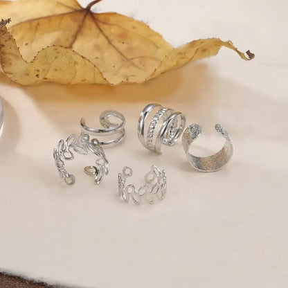 Dollcini 33 Részes Ékszerszett – Elegáns Fülbevalók és Gyűrűk